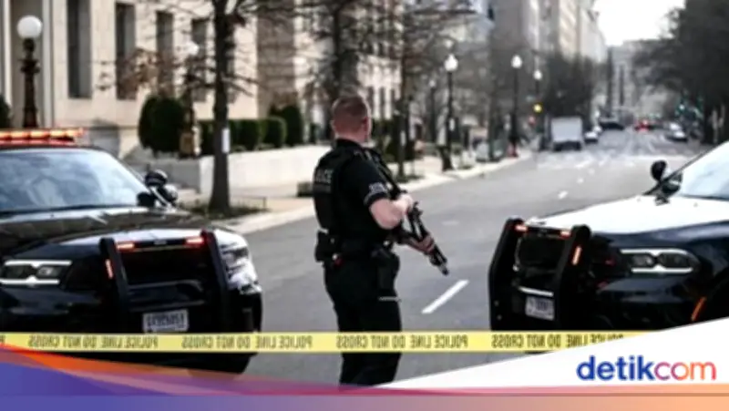 Mobil Tabrak Barikade Gedung Putih AS, Area Sekitar Ditutup dan Pengemudi Ditahan