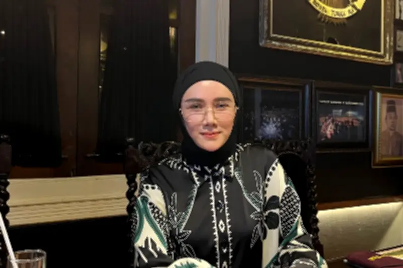 Mulan Jameela Bantah Tuduhan Merendahkan Profesi Guru, Sebut Berita Hoaks