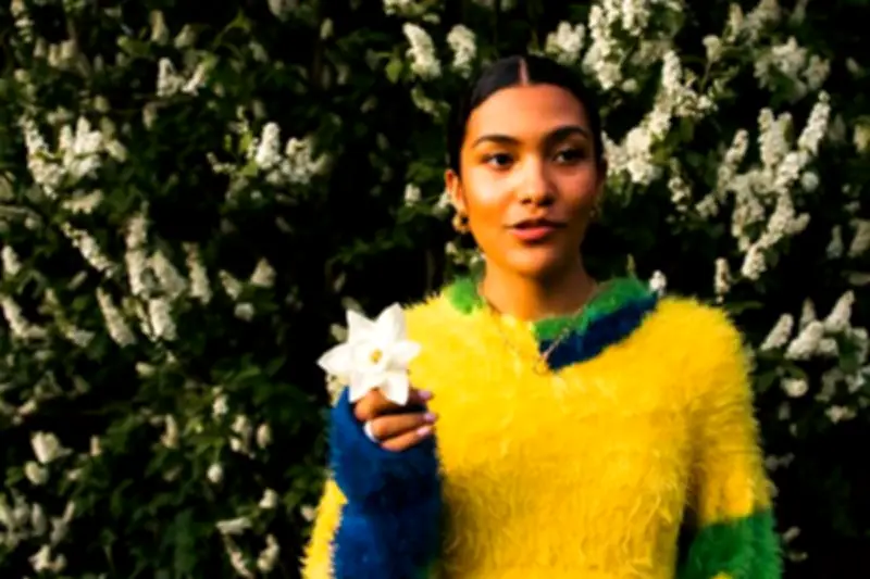 Olivia Dean Sapu Bersih Brit Awards 2026, Ukir Sejarah di Manchester