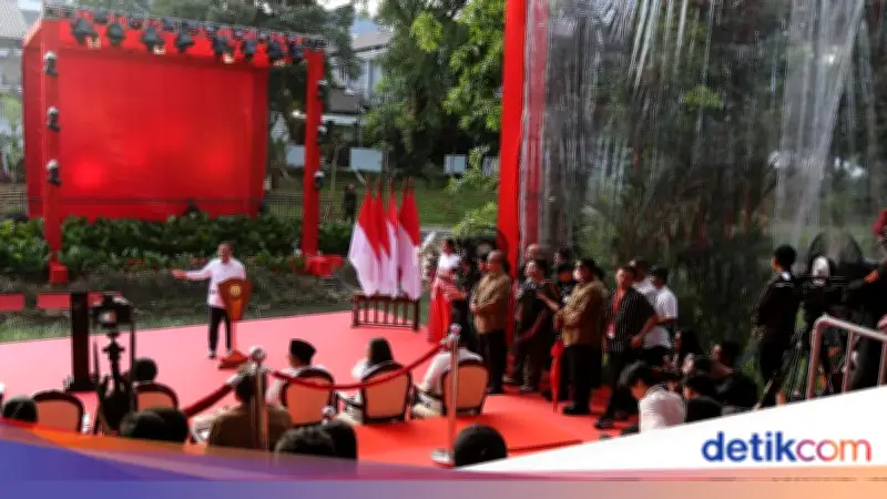 Parkir Taman Bendera Pusaka Terbatas, Gubernur Anung Imbau Warga Gunakan Transportasi Publik