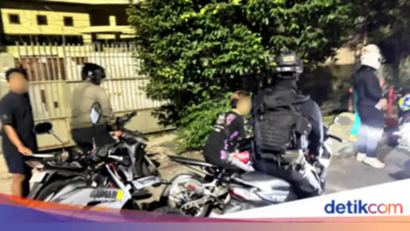 Patroli Gabungan Brimob dan Sabhara Bubarkan Balap Liar di Jalan Pemuda Jakarta Timur