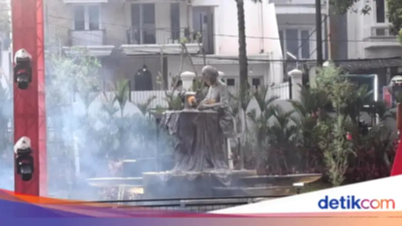 Patung Fatmawati Hamil Guntur Jadi Ikon Baru Taman Bendera Pusaka Jakarta