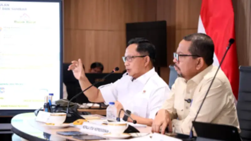 Pemerintah Salurkan Bantuan Rumah dan Jaminan Hidup untuk Korban Bencana Sumatera Secara Bertahap