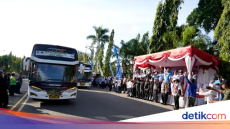 Pemkot Cilegon Berangkatkan 50 Bus Antar 2.000 Pemudik Pulang Kampung