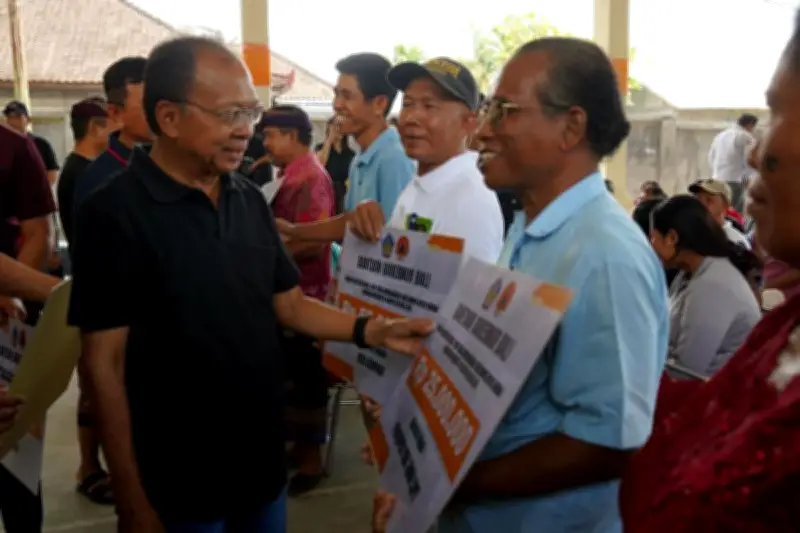 Pemprov Bali Salurkan Bantuan Rp 1,2 Miliar untuk Korban Banjir Bandang Buleleng
