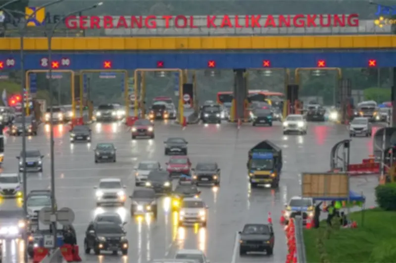 Pemudik Mulai Arus Balik, Pantau Perjalanan via CCTV Jalan Tol