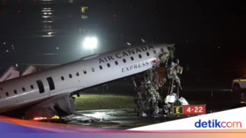 Pilot dan Kopilot Tewas dalam Tabrakan Pesawat Air Canada dengan Truk Damkar di New York
