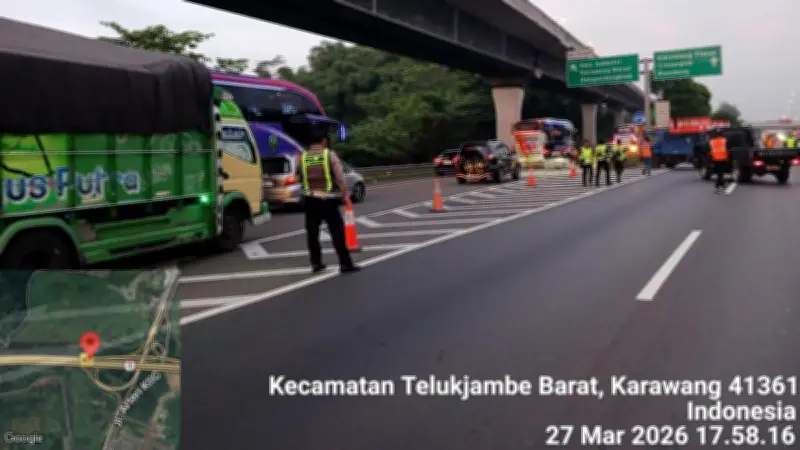 Polisi Alihkan Arus Kendaraan di Tol Jakarta-Cikampek untuk Antisipasi Arus Balik Lebaran