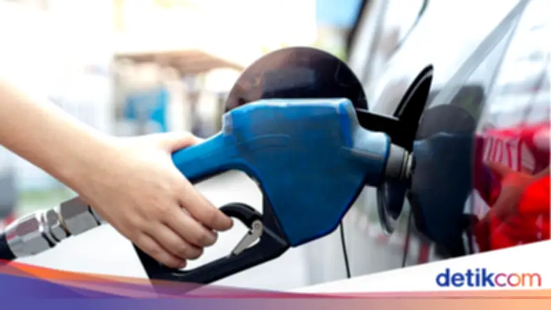 Polisi Tangkap Penimbun BBM di Pontianak, Jual Pertalite Rp17 Ribu per Liter