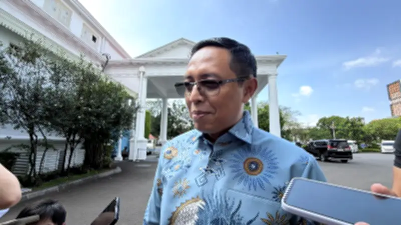 Prabowo Panggil Hasan Nasbi ke Istana, Bahas Agenda Misterius