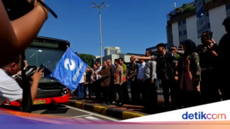 Pramono Anung Resmikan Transjabodetabek Blok M-Soetta, Tarif Rp3.500 untuk 3 Bulan
