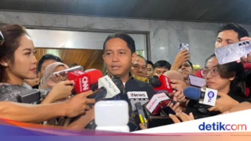 PSI Sambut Permintaan Maaf Rismon ke Jokowi, Sebut Tuduhan Ijazah Palsu Keliru Total