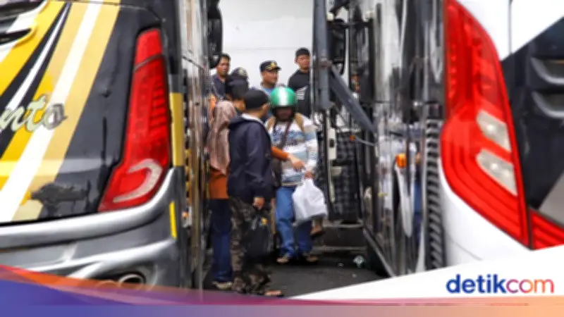 Puncak Arus Balik Lebaran Hari Ini, Penumpang di Terminal Jakarta Melonjak 80%