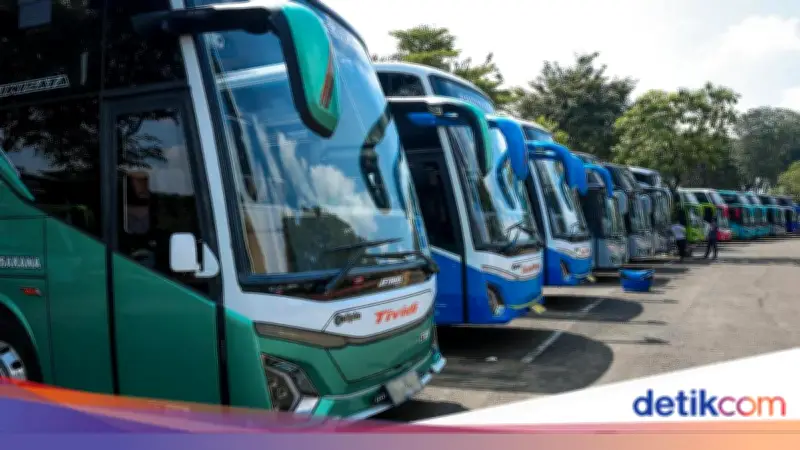 Ratusan Bus Berjajar di TMII, Siap Antar Ribuan Warga Jateng Mudik Gratis 2026