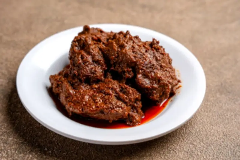 Rendang Sisa Lebaran? Simpan dengan Cara Ini Agar Tahan Hingga Sebulan