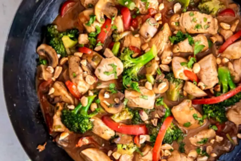 Resep Rahasia Ayam Saus Kacang Creamy, Gurih dan Lezat Ala Restoran