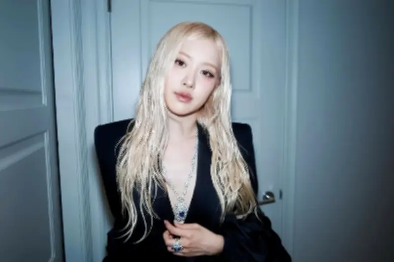 Rosé BLACKPINK Ukir Sejarah di BRIT Awards, Jadi Artis K-Pop Pertama Raih Piala