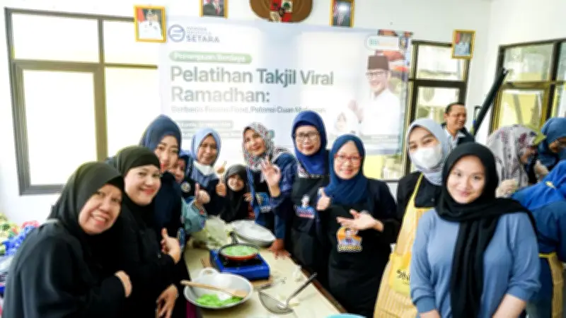 Sandiaga Uno Buka Pelatihan Takjil Viral untuk Ibu-Ibu, Dukung Usaha Rumahan