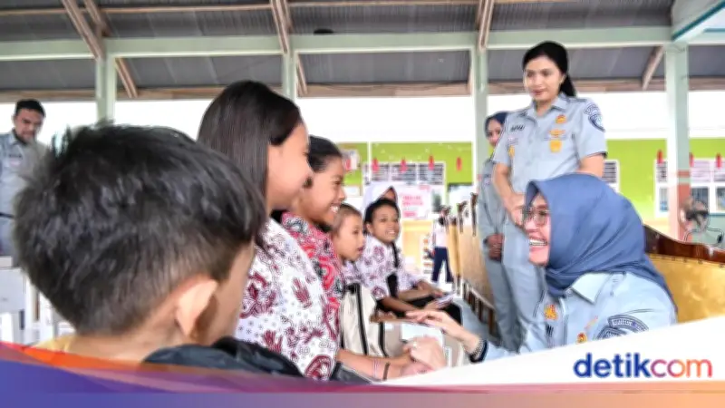Setahun Danantara, Jasa Raharja Dukung Pendidikan Generasi Emas dengan Paket Sekolah