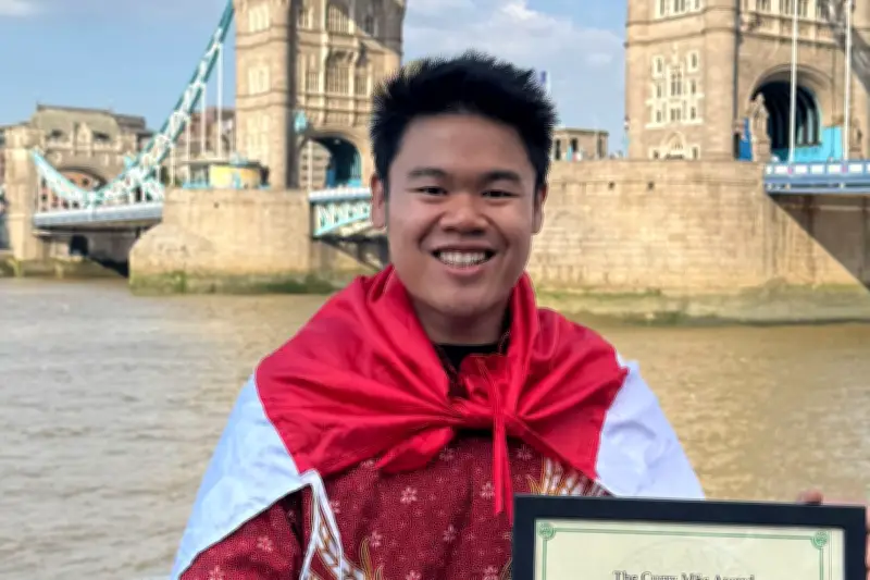 Setelah Gagal 3 Kali Tes IELTS, Kevin Raih Gelar Tesis Terbaik di Inggris Raya