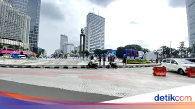 Suasana Lengang di Jakarta Saat Idulfitri, Lalu Lintas Lancar di Kawasan HI-Sudirman