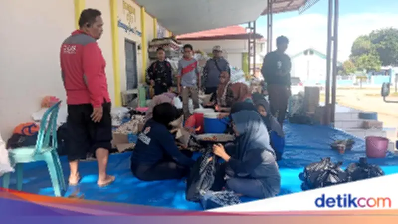 Tagana Sumbawa Beraksi Cepat, Sediakan 1.800 Porsi Makanan untuk Korban Kebakaran