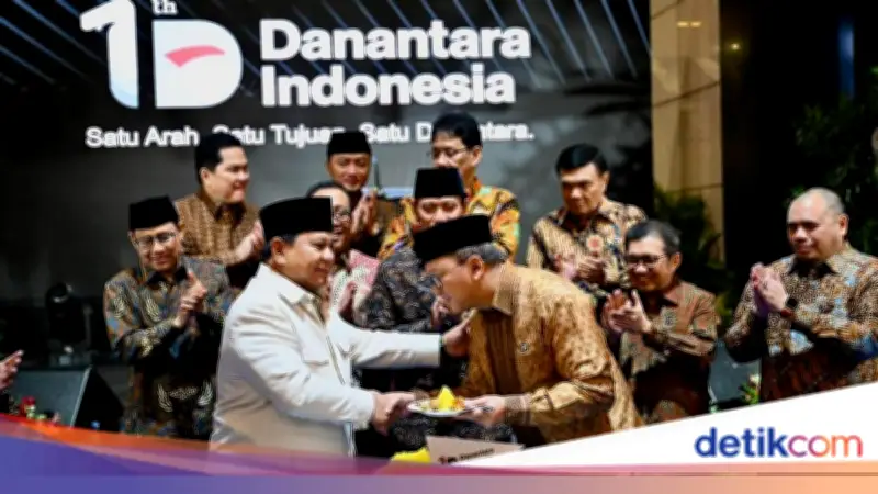 TelkomGroup Salurkan 2.500 Paket Sekolah di Kaltara, Dukung Pendidikan Generasi Muda