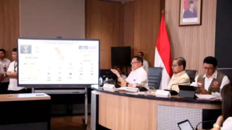 Tito Karnavian Dorong Sinergi Pemda untuk Percepat Pemulihan Bencana di Sumatera