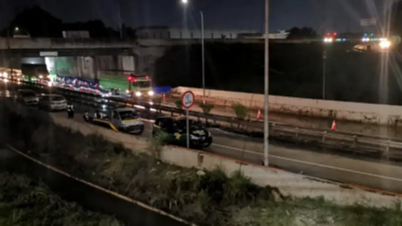 Tol Jakarta-Tangerang Terendam Banjir Akibat Curah Hujan Tinggi