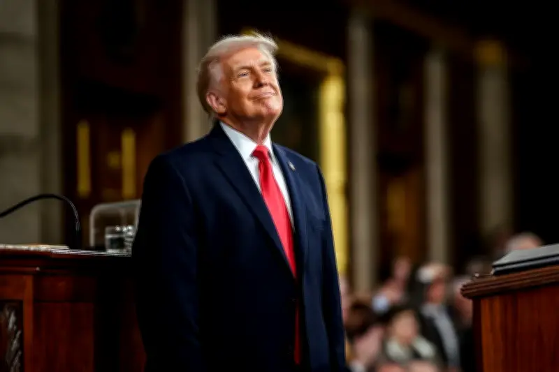 Tradisi 165 Tahun Berakhir, Tanda Tangan Trump Akan Hiasi Uang 100 Dolar AS