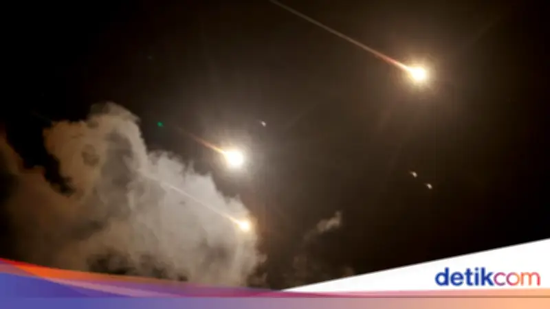 UEA Cegat 9 Rudal Balistik dan 109 Drone Iran dalam Serangan Terbaru