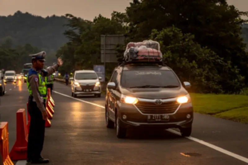 Volume Kendaraan di Tol Jabodetabek Mulai Meningkat Menjelang Libur Lebaran 2026