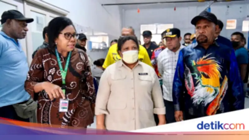 Wamendagri Sidak RSUD Yowari, Desak Peningkatan Kualitas Pelayanan Kesehatan di Papua