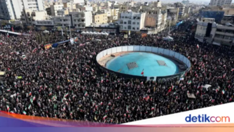 Warga Iran Serukan Kesetiaan pada Pemimpin Baru Mojtaba Khamenei di Tengah Perang