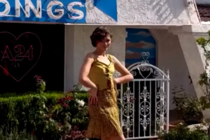 Zendaya Buka Suara Soal Foto Pernikahan AI dengan Tom Holland yang Beredar