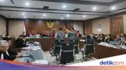 Hakim Tanya Nadiem soal Inisiator Pengadaan Chromebook di Sidang Korupsi Kemendikbud