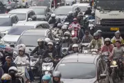 Ironi Lebaran: Puncak Kebahagiaan yang Justru Rentan Picu Gangguan Kesehatan Mental
