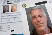 Laporan FBI Ungkap Pencarian Internet Petugas Penjara Sebelum Kematian Jeffrey Epstein