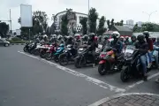 Menerobos Lampu Merah Bukan Hanya Pelanggaran Hukum, Tapi Juga Picu Kecelakaan