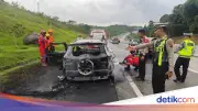 Mobil Ford EcoSport Terbakar di Tol Semarang-Solo, Hendak Tujuan Surabaya