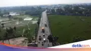 Polisi Gunakan Drone Pantau Arus Balik Lebaran di Jalan Alternatif Cibubur