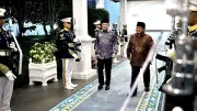 Prabowo dan PM Anwar Ibrahim Silaturahmi Lebaran, Bahas Geopolitik Asia Barat