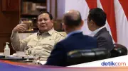 Prabowo Jelaskan Alasan Intensif Kunjungan Luar Negeri demi Kepentingan Rakyat