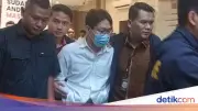 Richard Lee Ditahan Polisi Usai Mangkir Pemeriksaan demi Live TikTok