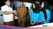 Taj Yasin Berikan Beasiswa Pendidikan untuk 5 Anak Panti Asuhan Kasih Mesra di Demak