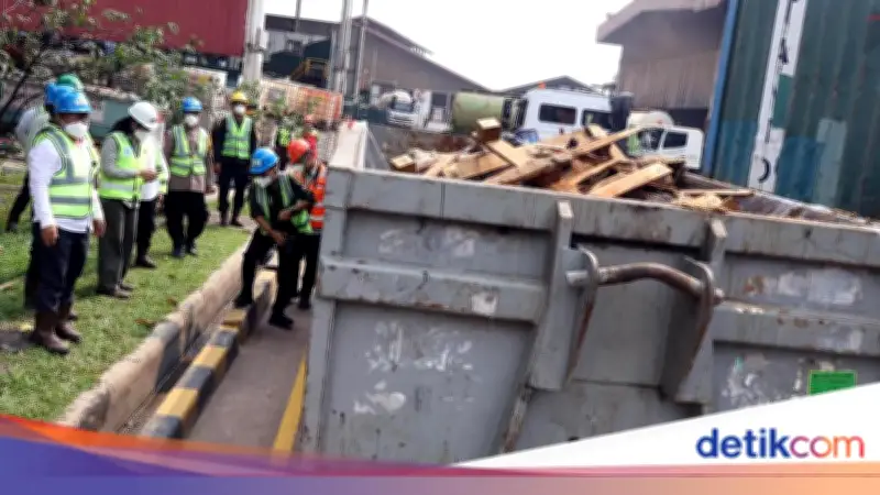 129 Ton Kulit Sapi Impor Jerman Terindikasi PMK Dimusnahkan di Bogor