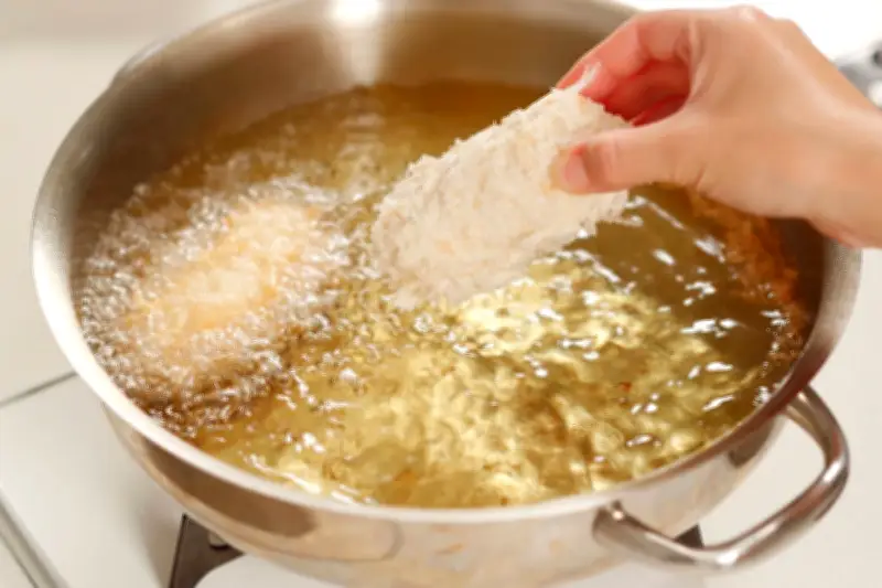 7 Tips Memasak Sehat: Kurangi Minyak Goreng Tanpa Bikin Masakan Hambar