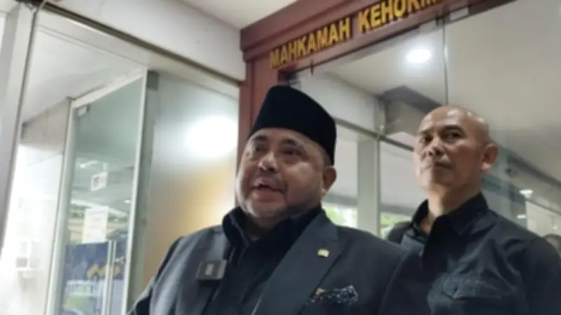 Aboe Bakar Menangis dan Minta Maaf Usai Diperiksa MKD DPR Soal Pernyataan Ulama Madura