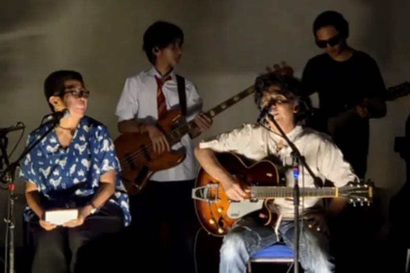 Adrian Yunan Gelar Konser Tunggal Pasar Malam, Reda Gaudiamo Jadi Bintang Tamu