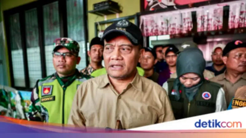 Ahmad Luthfi Pastikan Layanan Dasar Korban Banjir Demak Terpenuhi Secara Komprehensif